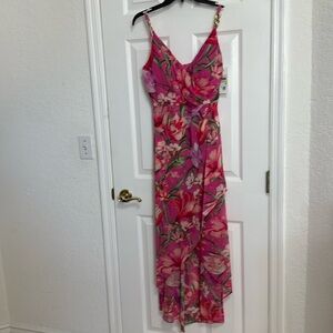Brand new with tags! Beautiful pink flowing sun dress.